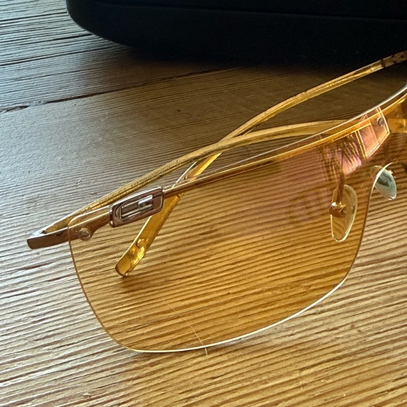 Gucci 1719 Rimless Shield Sunglasses, Gold with Rose Gold Tint Lens - Picture 3 of 10